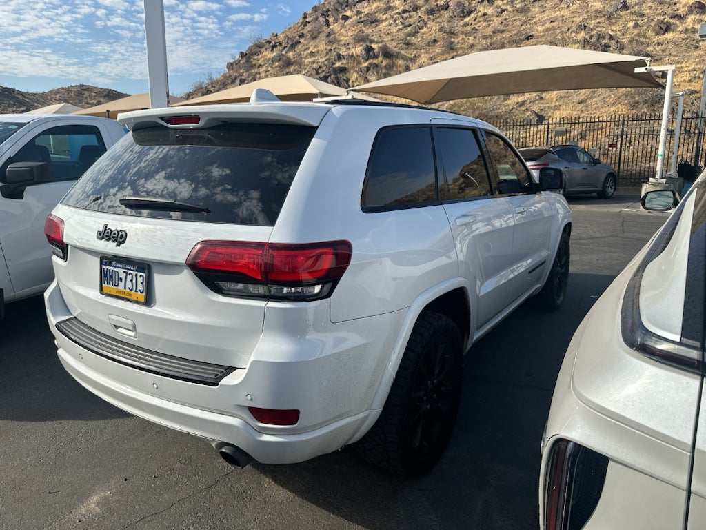 2017 Jeep Grand Cherokee Altitude