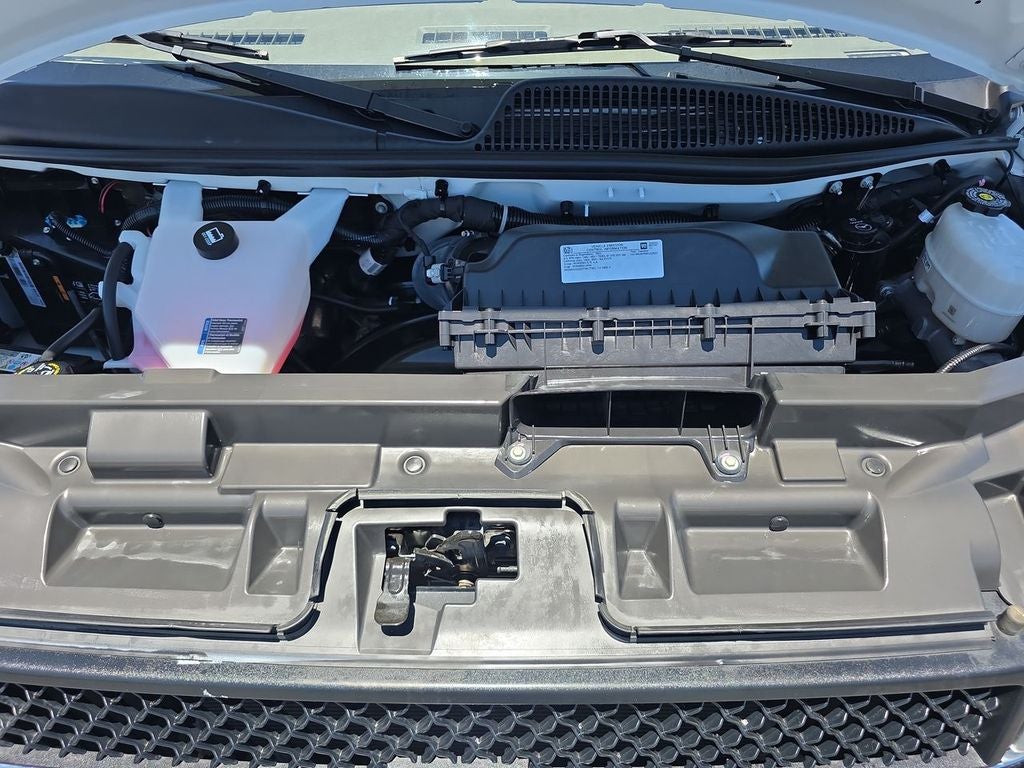 2024 Chevrolet Express Cargo 2500 WT