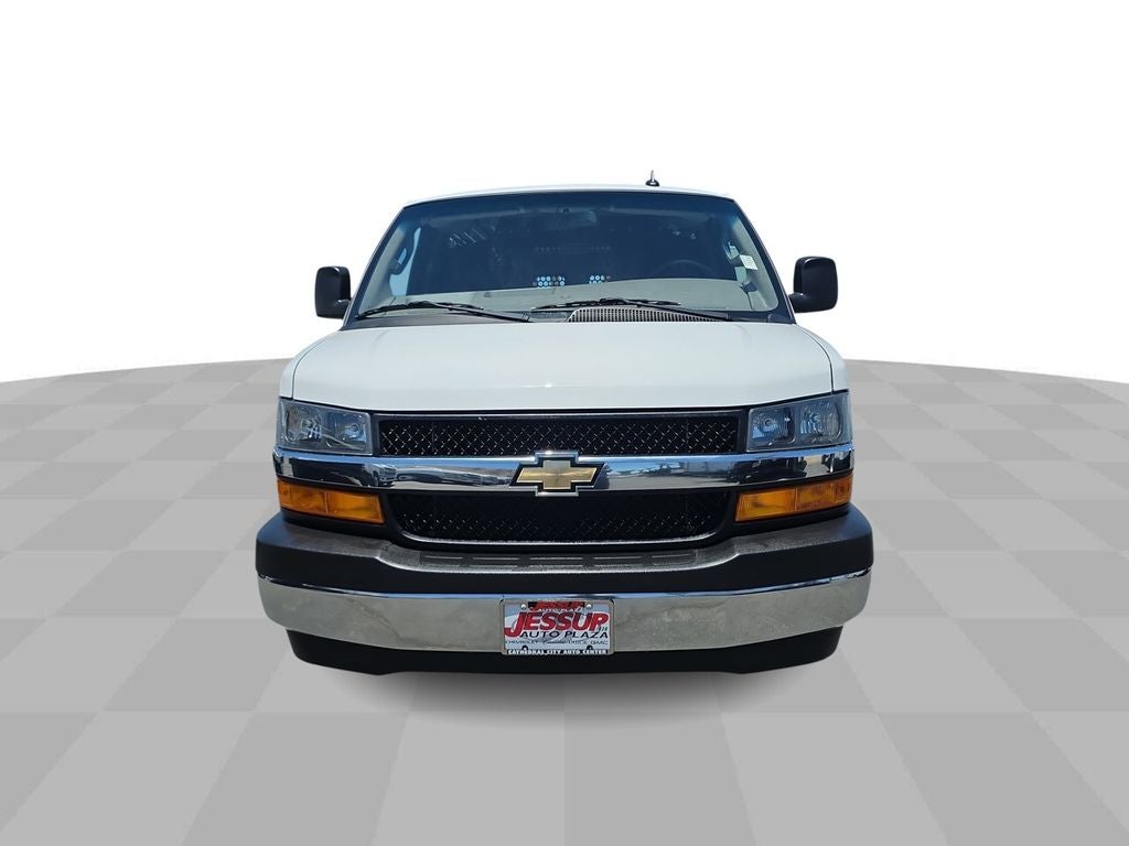 2024 Chevrolet Express Cargo 2500 WT