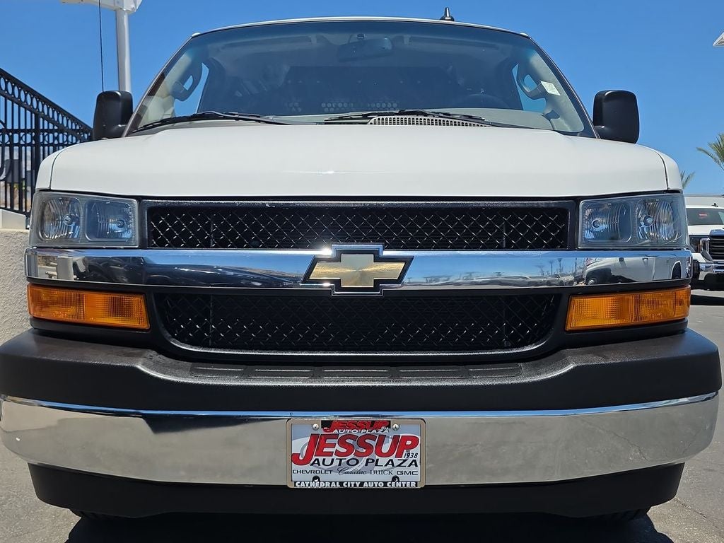 2024 Chevrolet Express Cargo 2500 WT