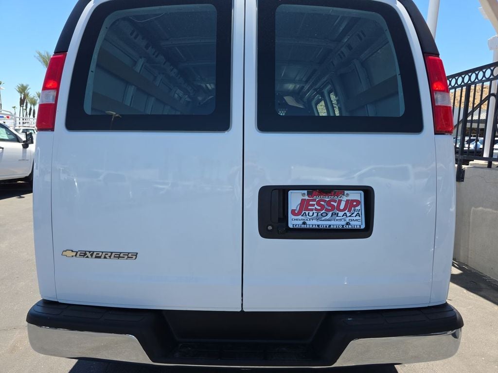 2024 Chevrolet Express Cargo 2500 WT