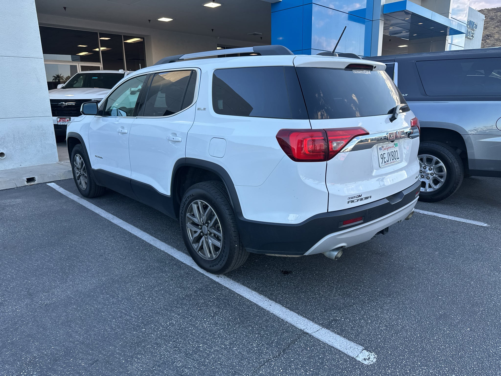 2019 GMC Acadia SLE
