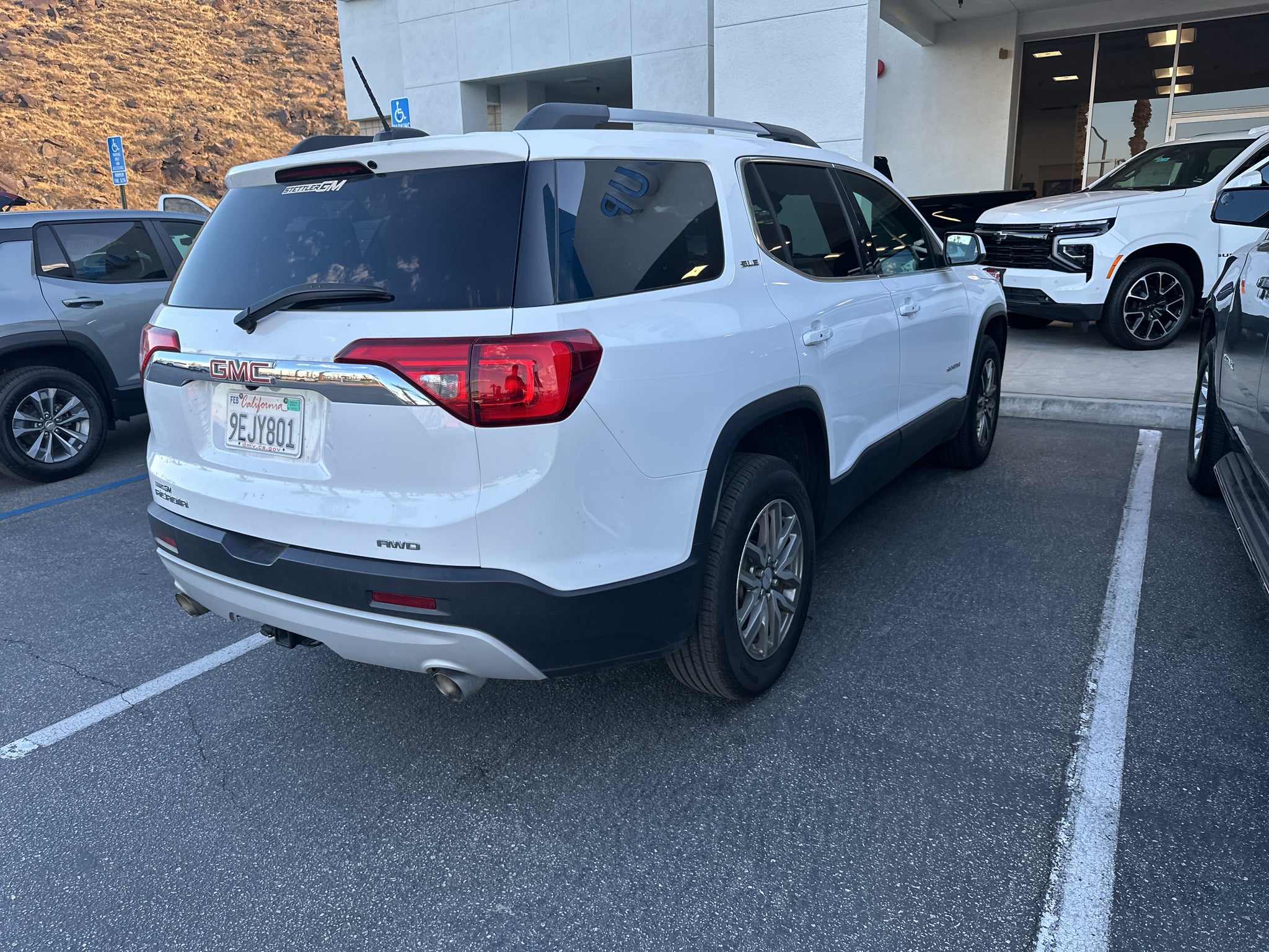 2019 GMC Acadia SLE