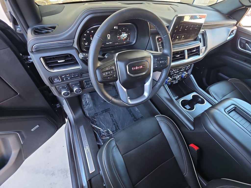 2022 GMC Yukon SLT