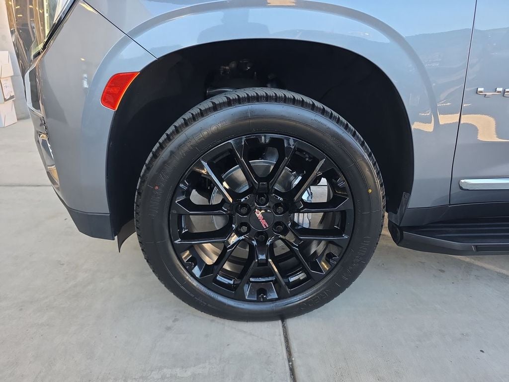 2022 GMC Yukon SLT