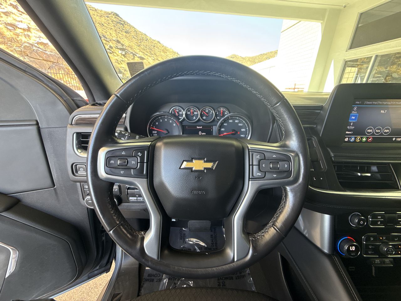 2022 Chevrolet Suburban LS
