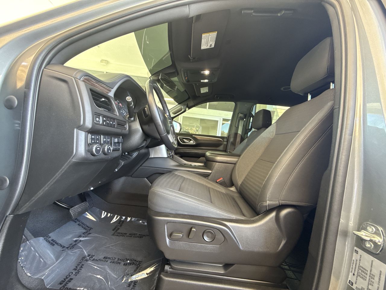 2022 Chevrolet Suburban LS