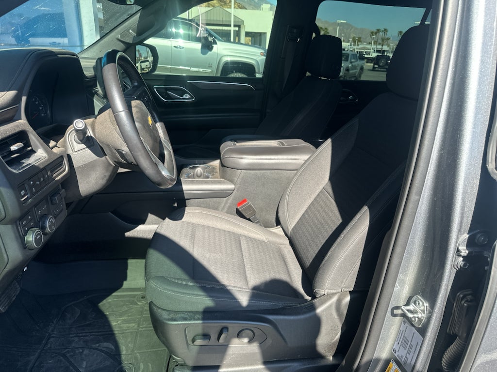2022 Chevrolet Suburban LS