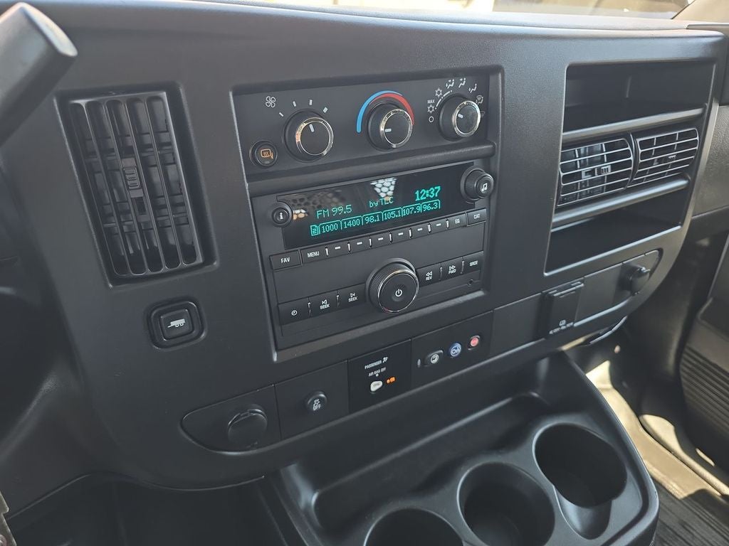 2024 GMC Savana Cargo 2500 Work Van