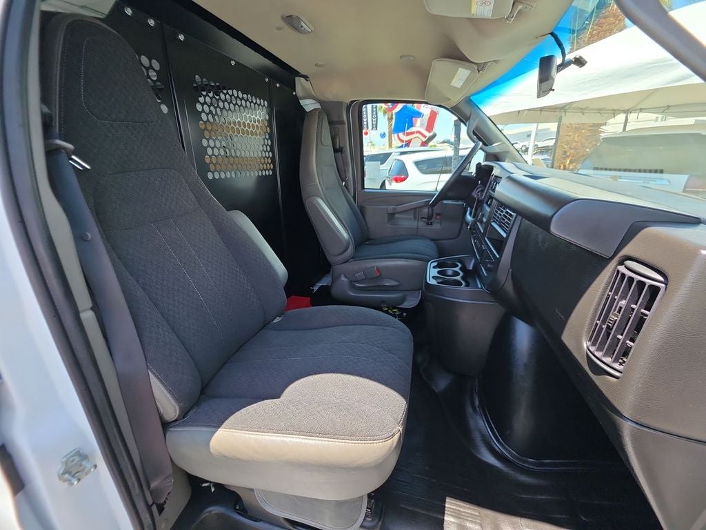 2024 GMC Savana Cargo 2500 Work Van