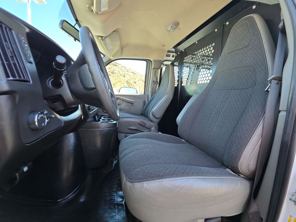 2024 GMC Savana Cargo 2500 Work Van