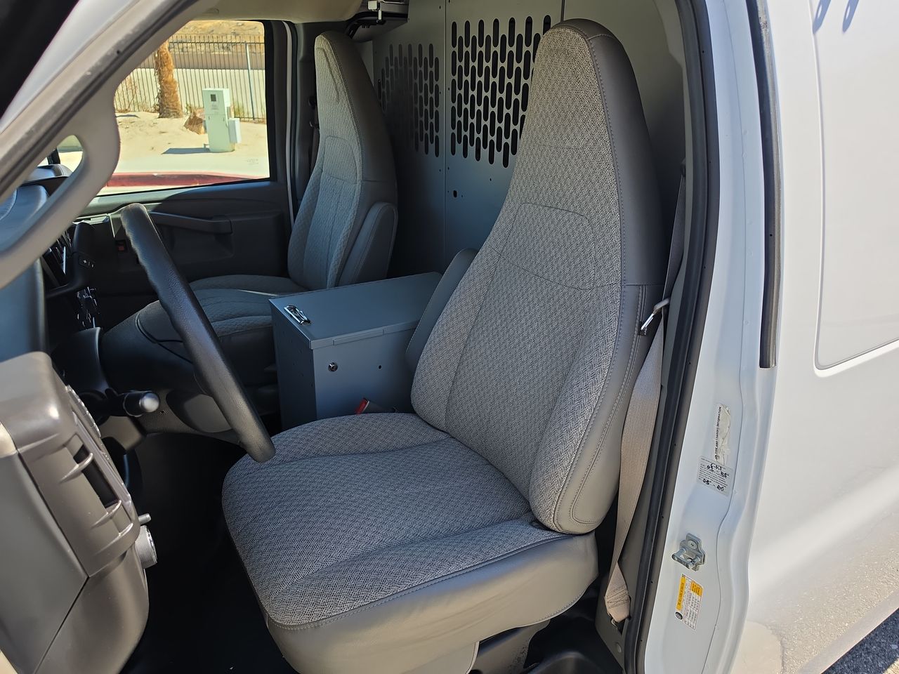 2024 GMC Savana Cargo 2500 Work Van
