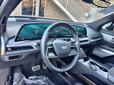 2026 Cadillac VISTIQ Luxury