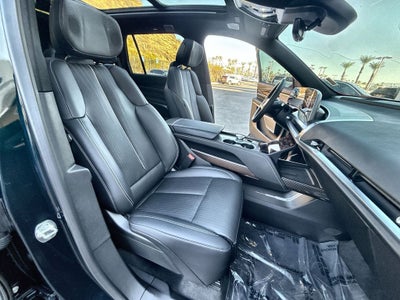 2026 Cadillac VISTIQ Luxury