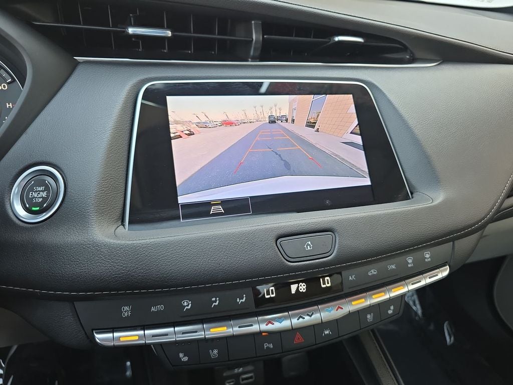 2023 Cadillac XT4 Premium Luxury