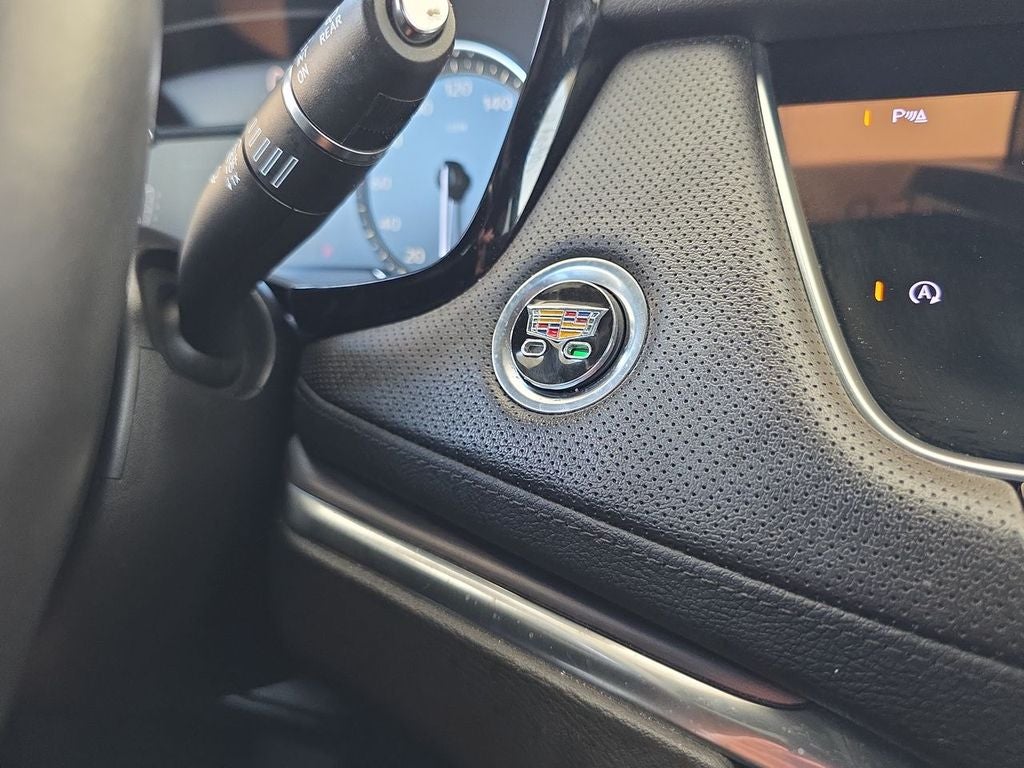 2023 Cadillac XT5 Luxury