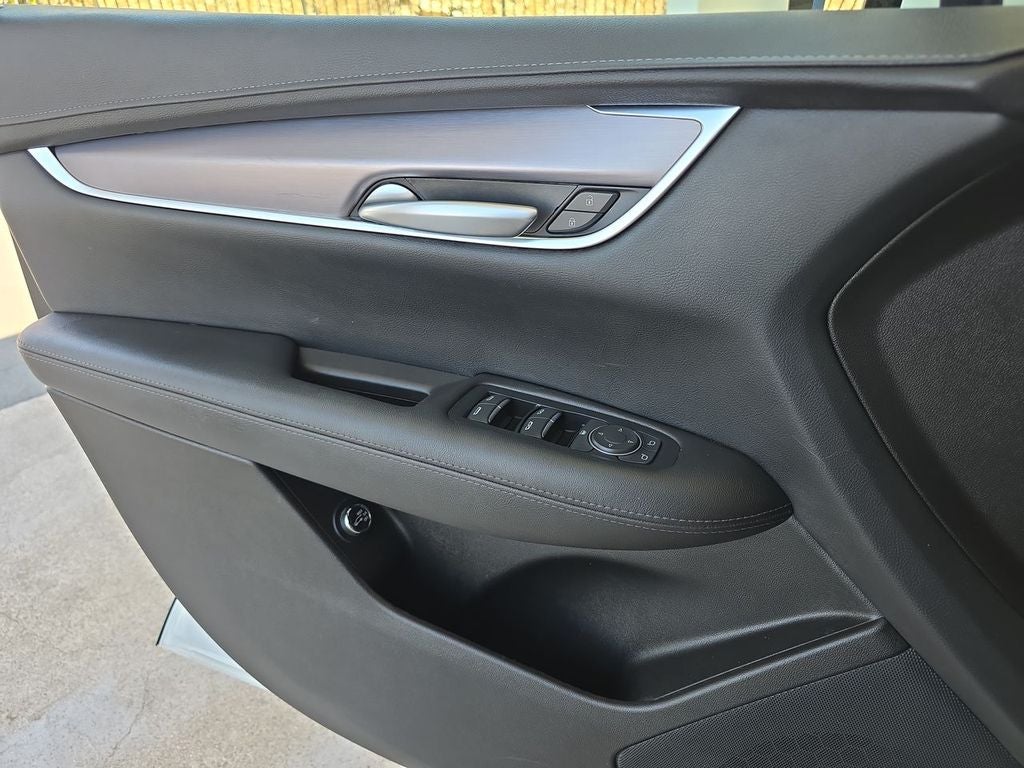 2023 Cadillac XT5 Luxury