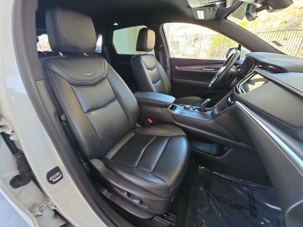 2023 Cadillac XT5 Luxury