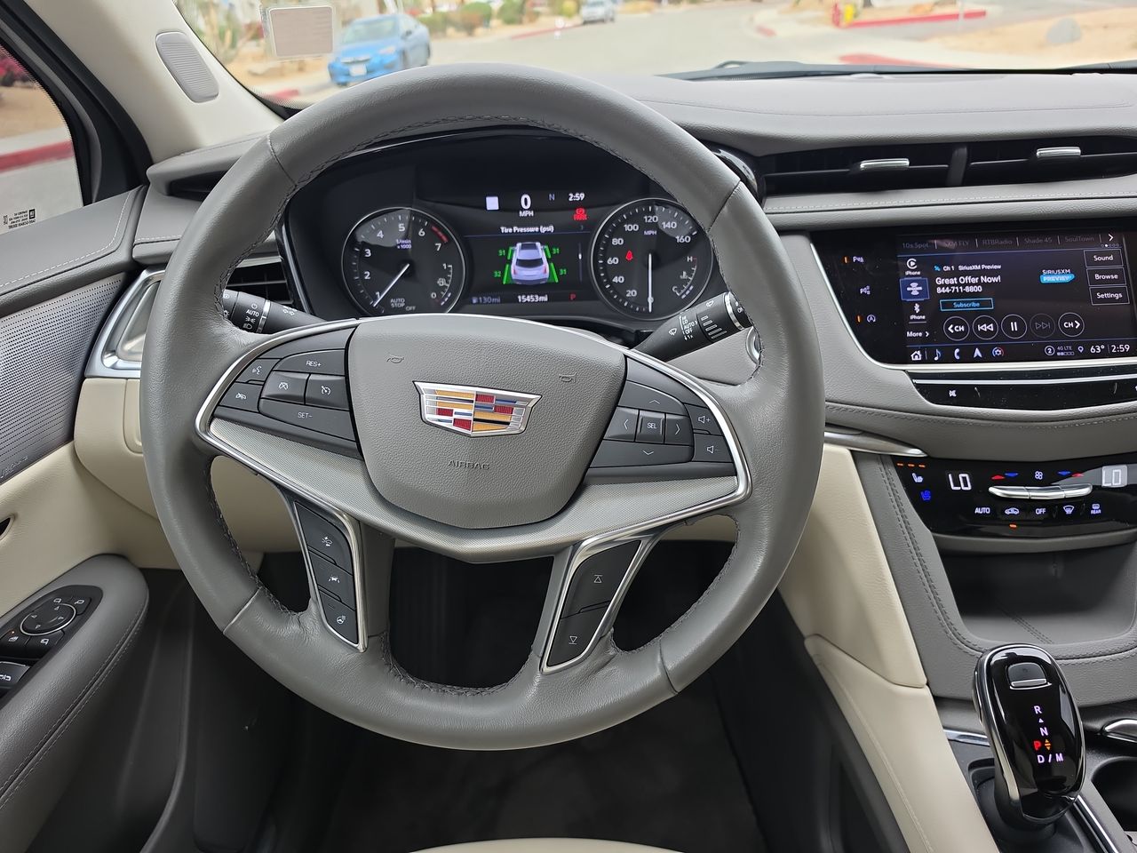2022 Cadillac XT5 FWD Premium Luxury