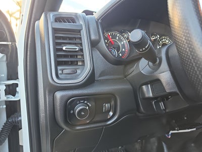 2024 RAM 3500 Tradesman Crew Cab 4x4 6'4" Box