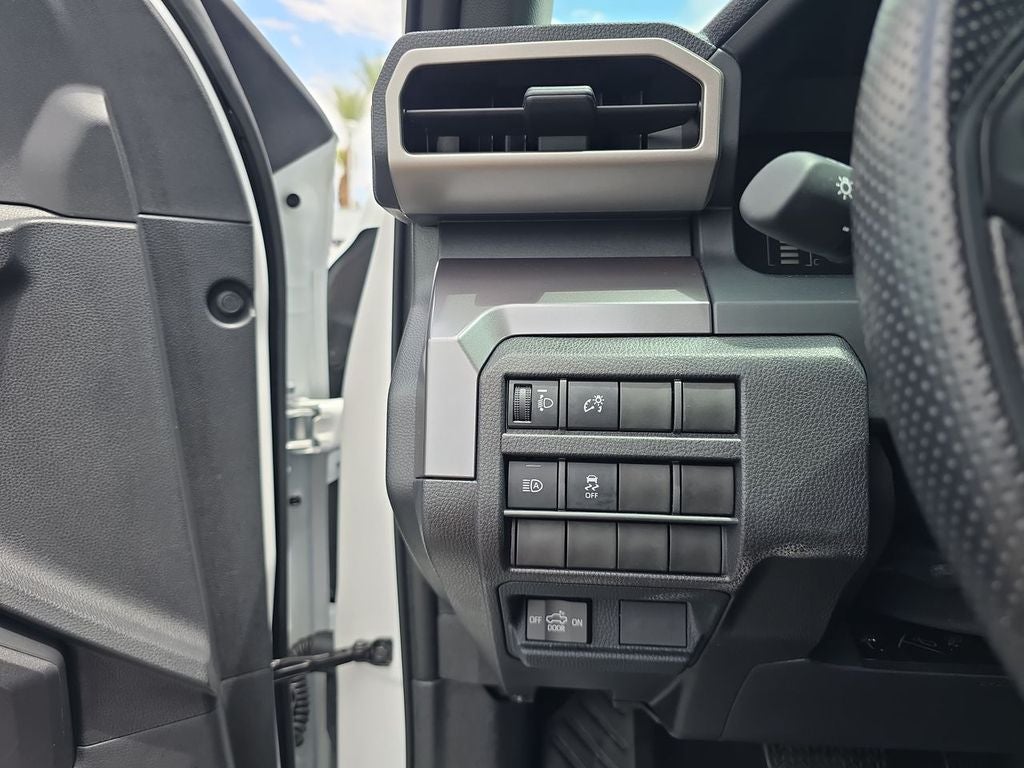 2026 Toyota Tacoma 4WD SR5