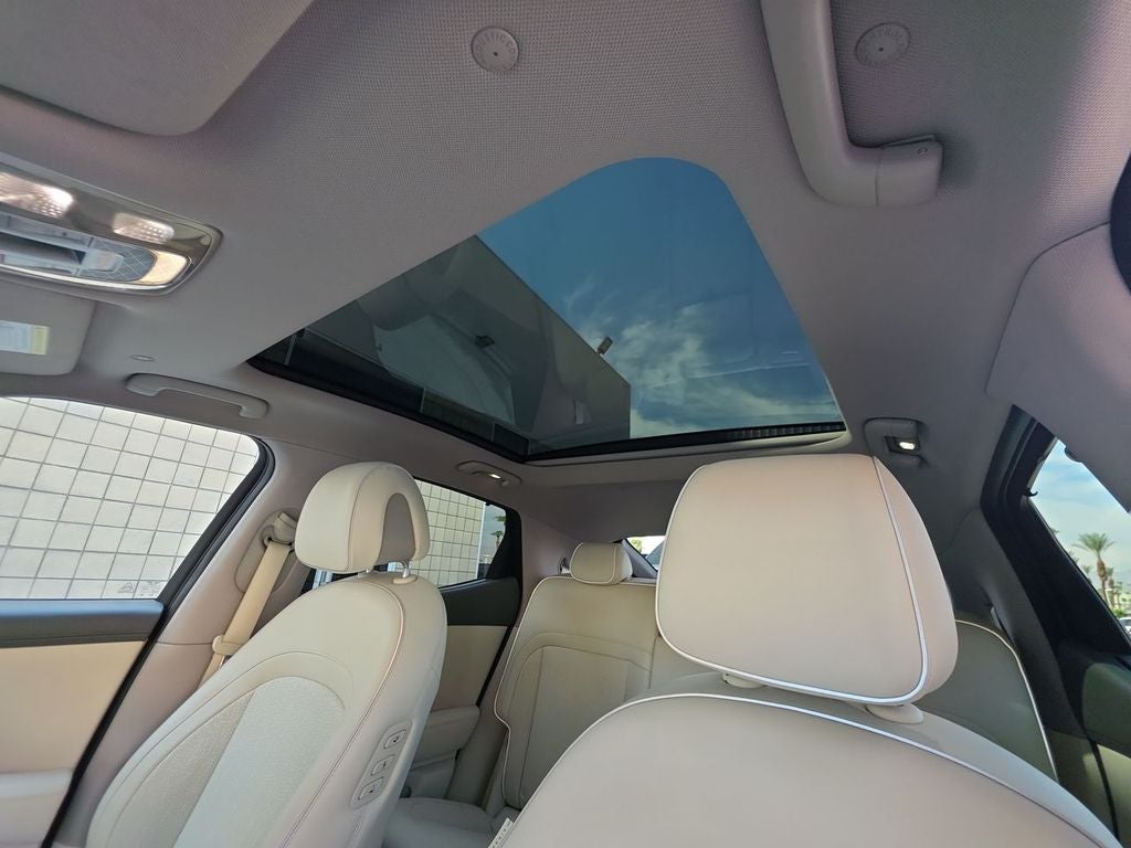 2023 Genesis GV60 Advanced