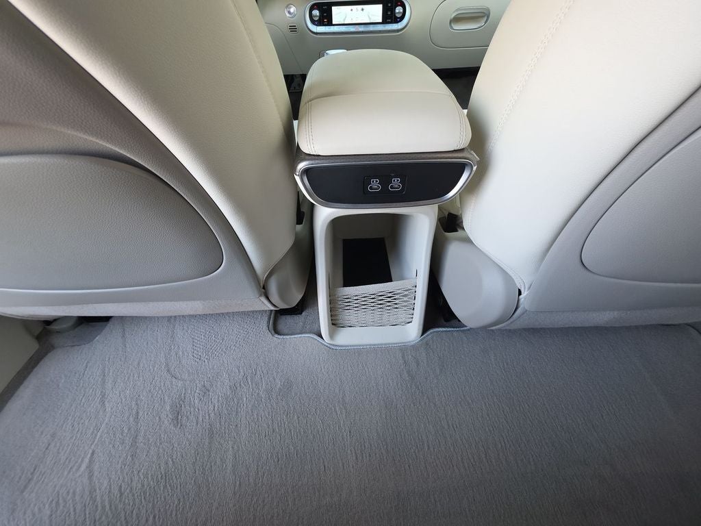2023 Genesis GV60 Advanced
