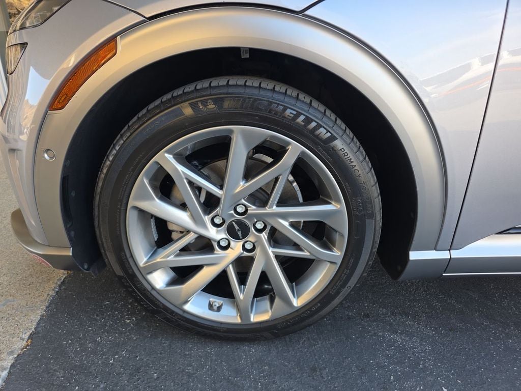 2023 Genesis GV60 Advanced