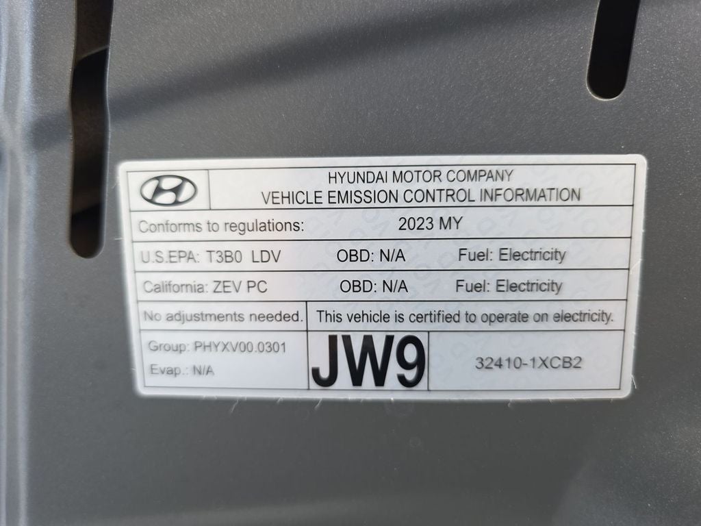 2023 Genesis GV60 Advanced