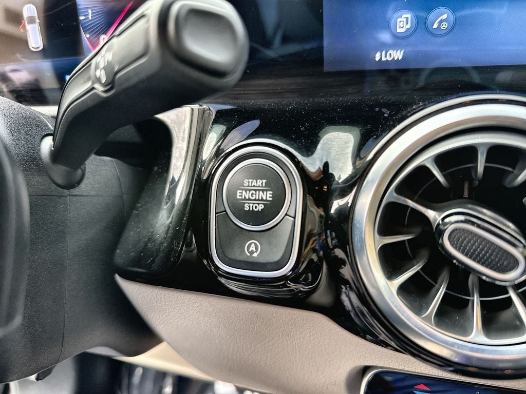 2025 Mercedes-Benz GLA 250 4MATIC®