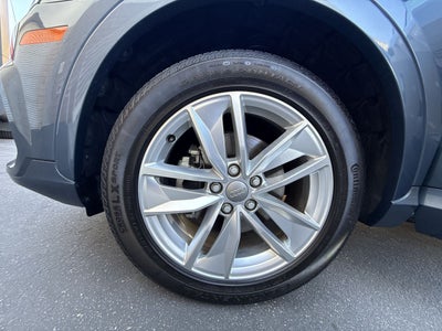 2017 Audi Q3 2.0T Premium