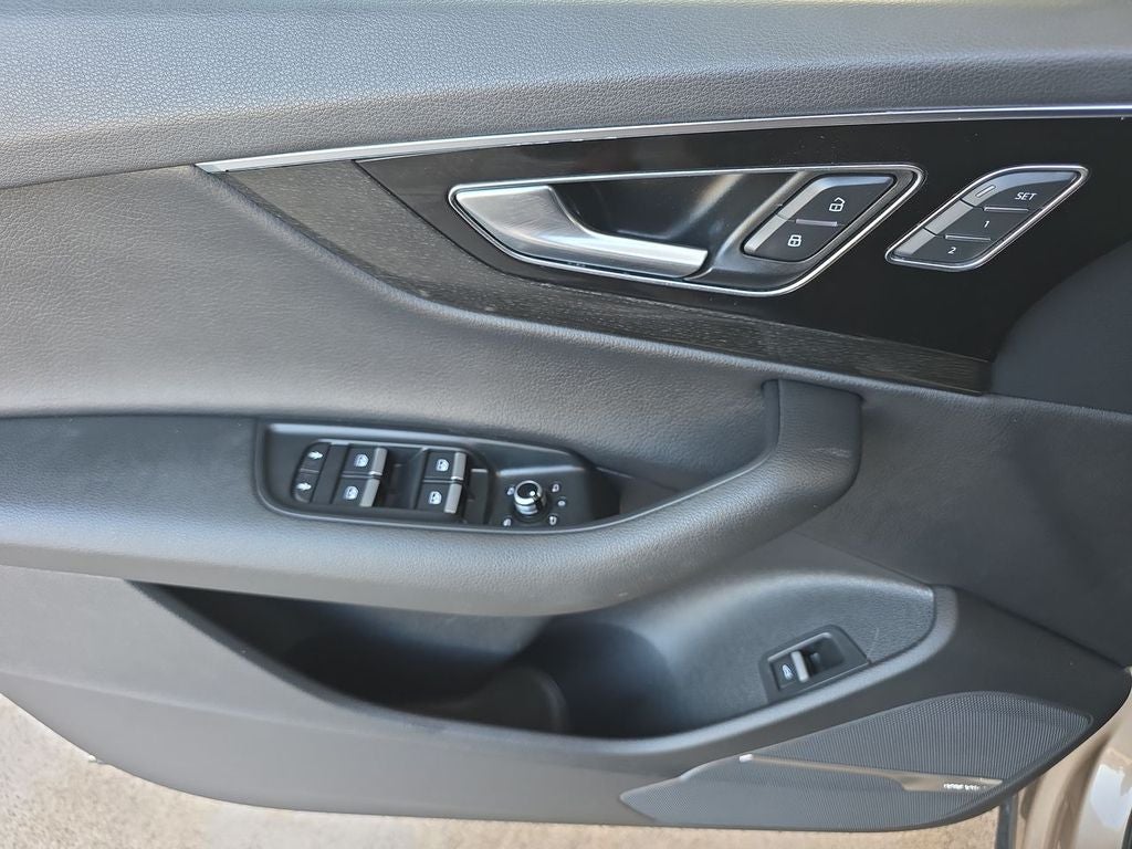 2019 Audi Q7 Premium Plus
