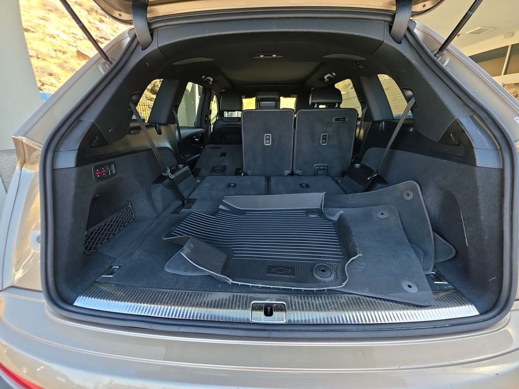 2019 Audi Q7 Premium Plus