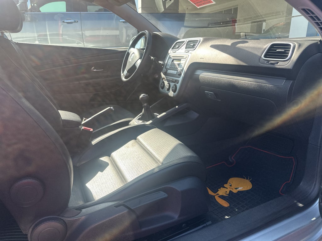 2007 Volkswagen Eos Base