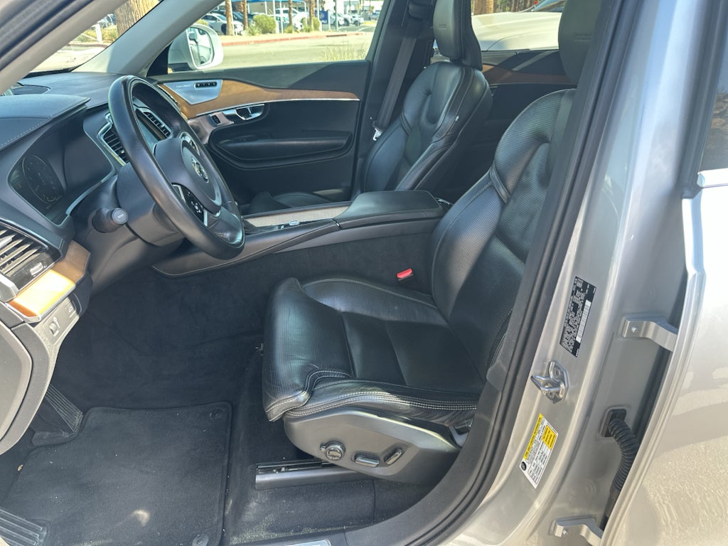2019 Volvo XC90 T6 Inscription