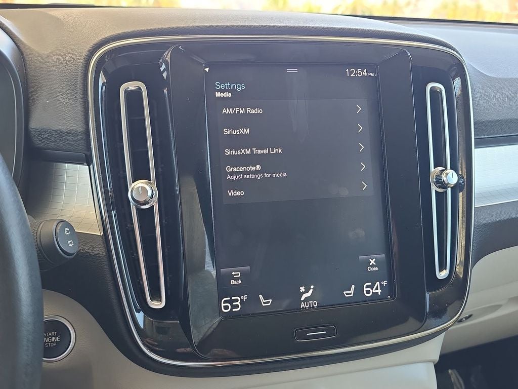 2019 Volvo XC40 Momentum