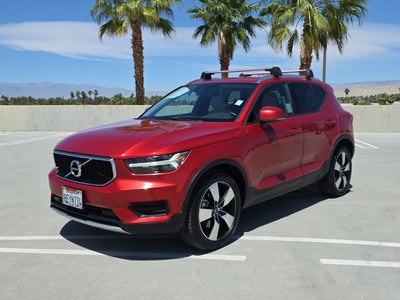 2019 Volvo XC40 Momentum