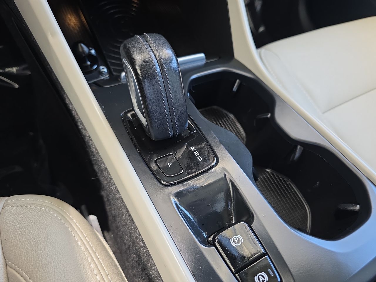 2019 Volvo XC40 Momentum