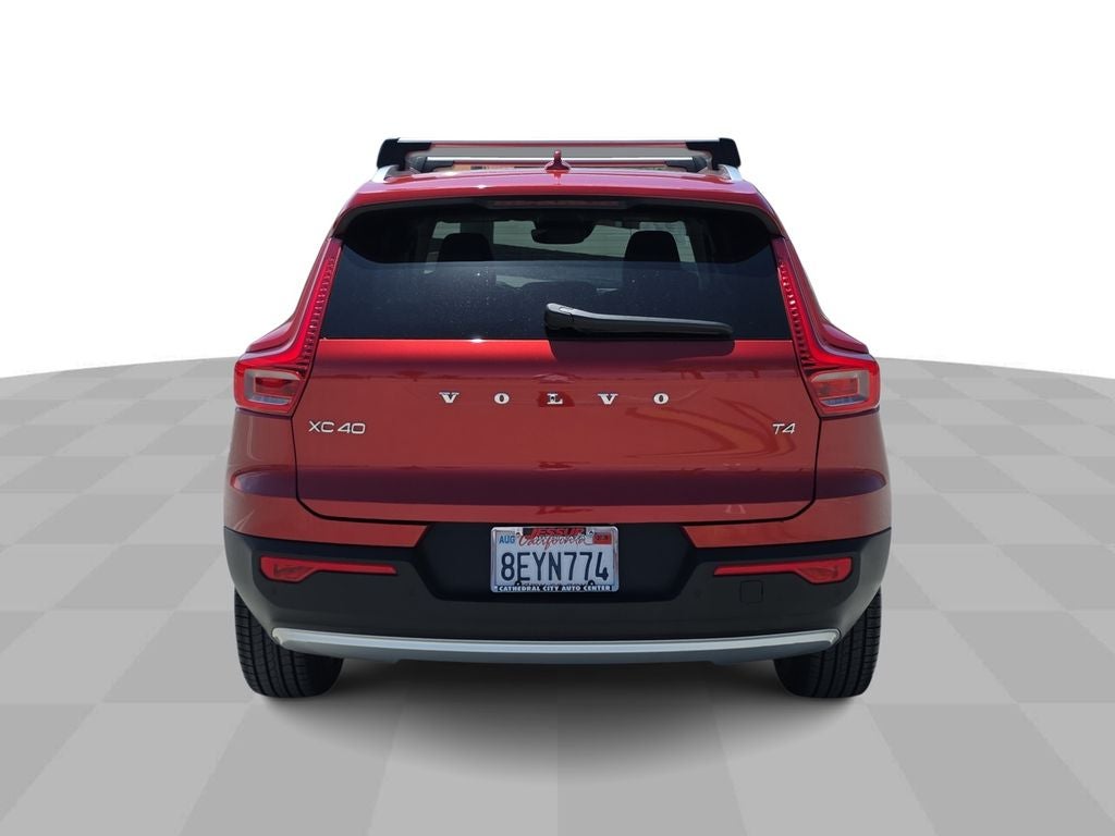 2019 Volvo XC40 Momentum